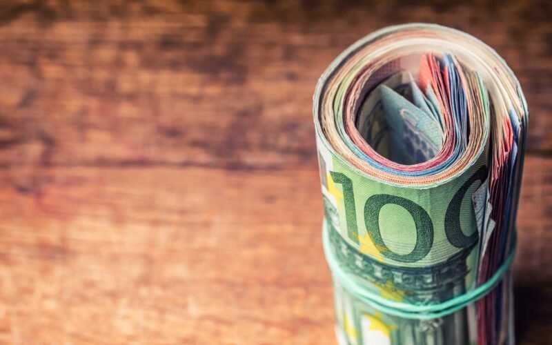 Ausztria: A bért kötelező közölni az álláshirdetésekben